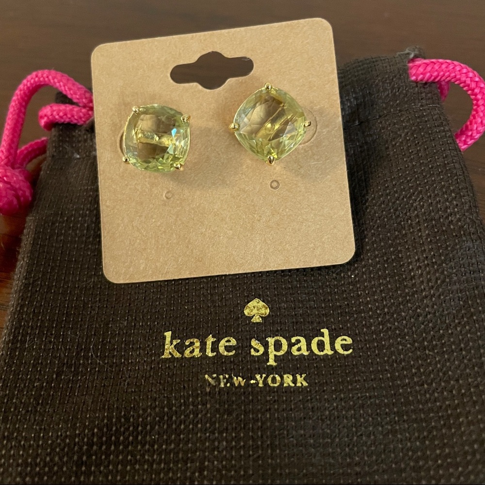Kate Spade yellow square stud earrings with gold tone hardware. EUC!